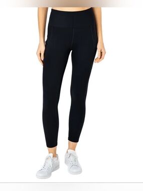 🖤Tuff Veda Athletics Women’s Crop Tight – NWT 🖤